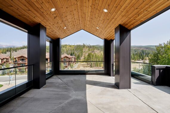 Townhome roof lounge